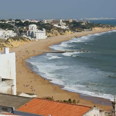 Отель Vila Emilia Албуфейра