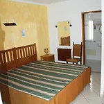 Vila Emilia Ξενοδοχείο *