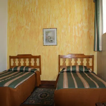 Vila Emilia Hotell