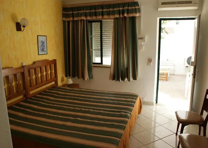 Vila Emilia 酒店 阿尔布费拉